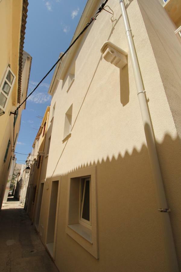 Apartments Bella Pag Town Exterior photo